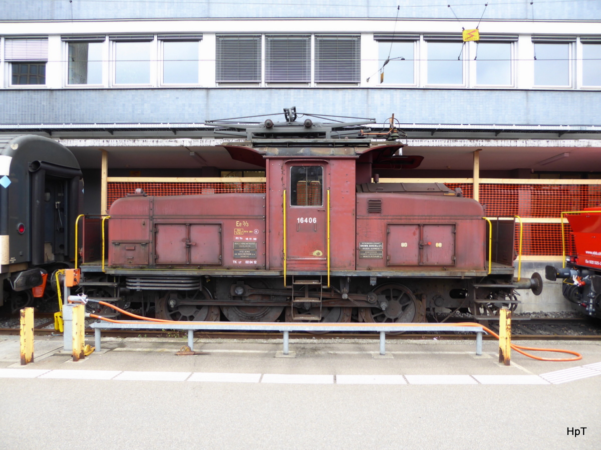 SBB - Oldtimer Ee 3/3 16406 im Bahnhofsareal in St. Gallen am 24.07.2016