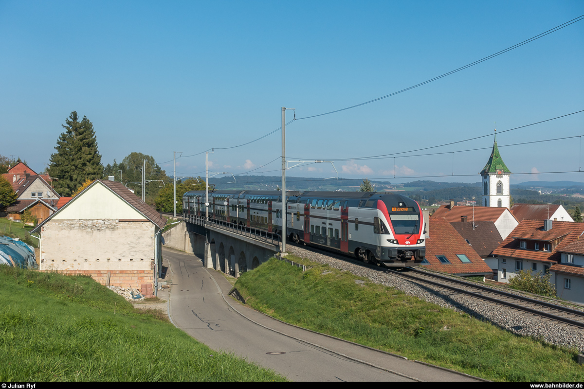 SBB RABe 511 107 als RE Schaffhausen - Zürich am 25. September 2017 bei Lottstetten.