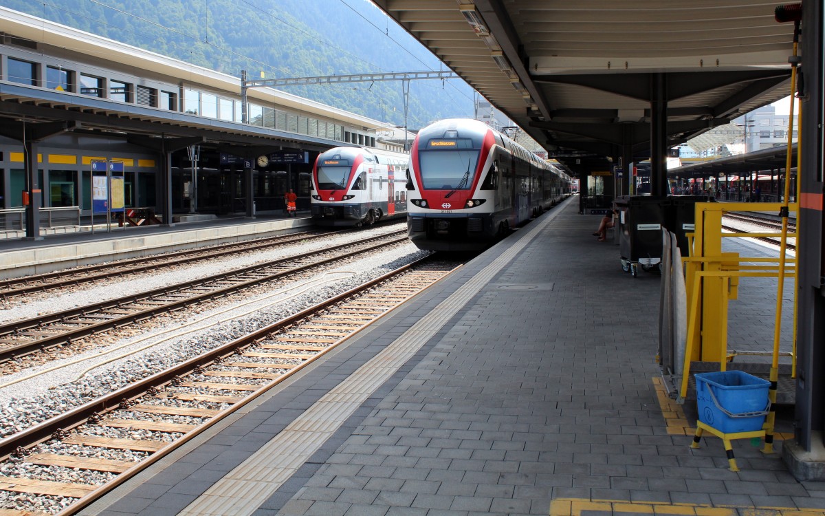 SBB: RABe 511 110 / 511 021 Chur Bahnhof am 12. Juli 2015.