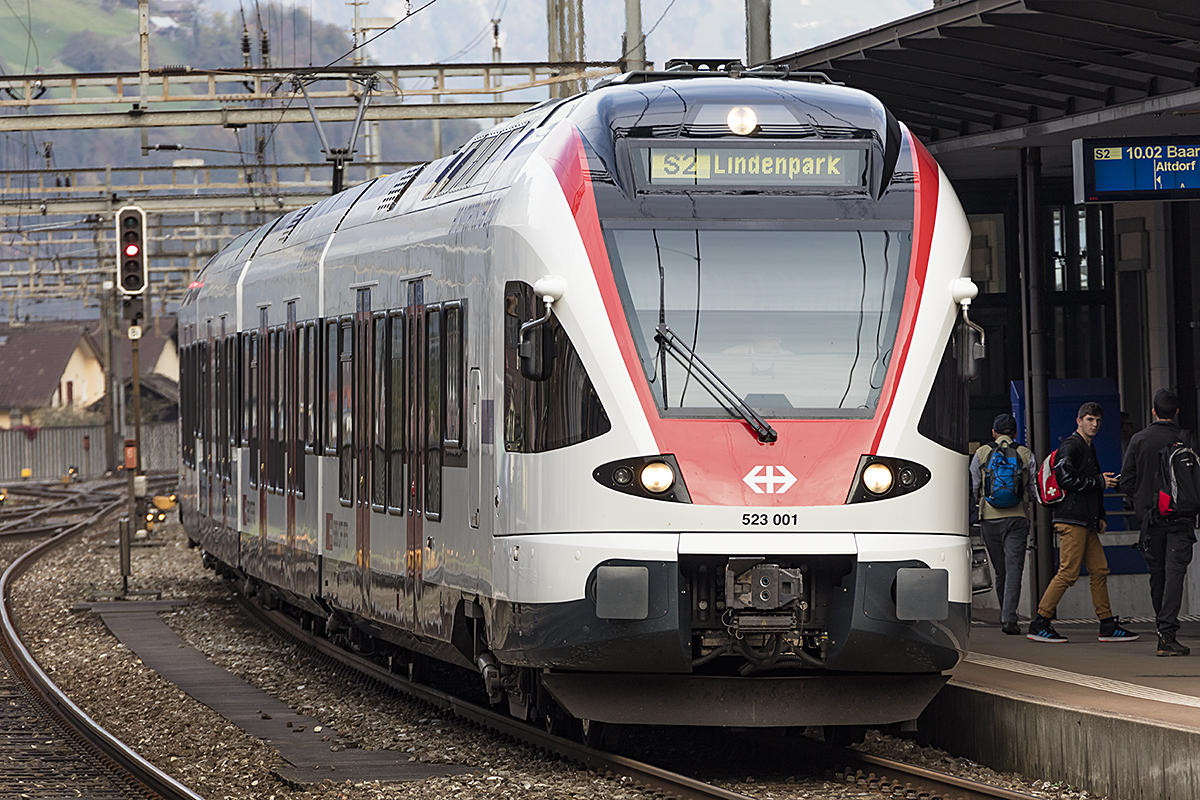 SBB, RABe, 523 001, 21.10.2017, Erstfeld 




