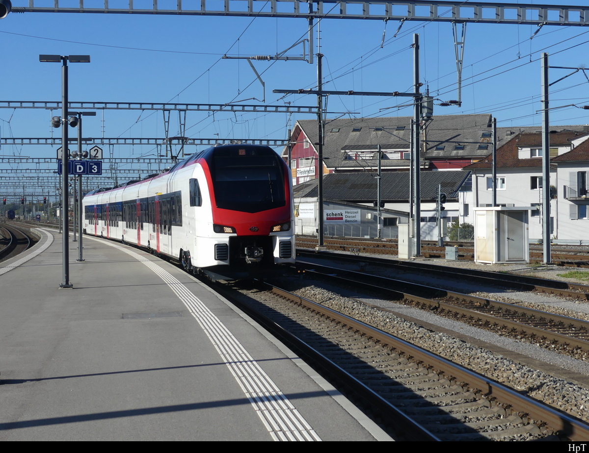 SBB - RABe 523 506 bei der Durchfahrt im Bahnhof von Oensingen am 20.09.2022