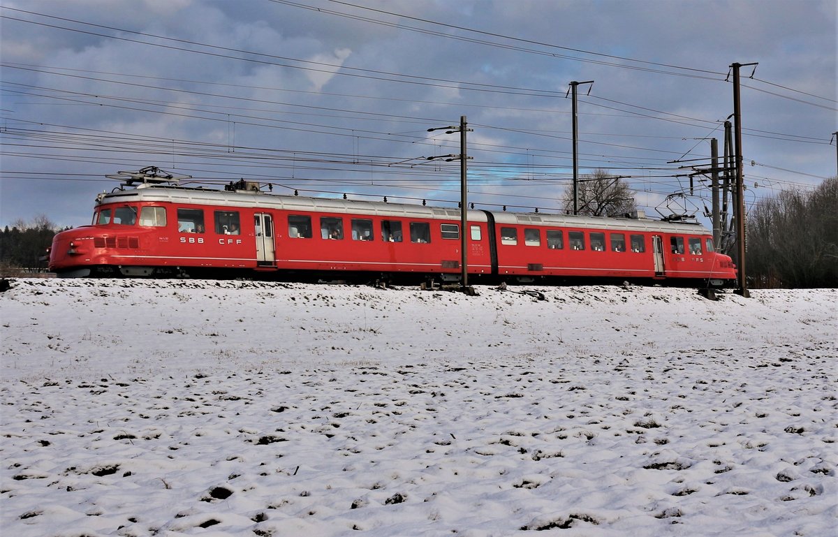 SBB RAe 4/8 1021  Churchill-Pfeil  unterwegs auf einer Brunchfahrt bei Bassersdorf. Sonntag, 17. Dezember 2017
