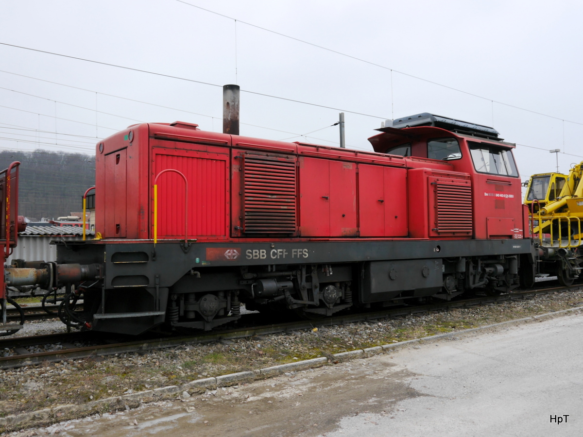 SBB - Rangierlok Bm 4/4 98 85 5840 442-8 abgestellt im Güterbahnhof in Biel/Bienne am 24.02.2018