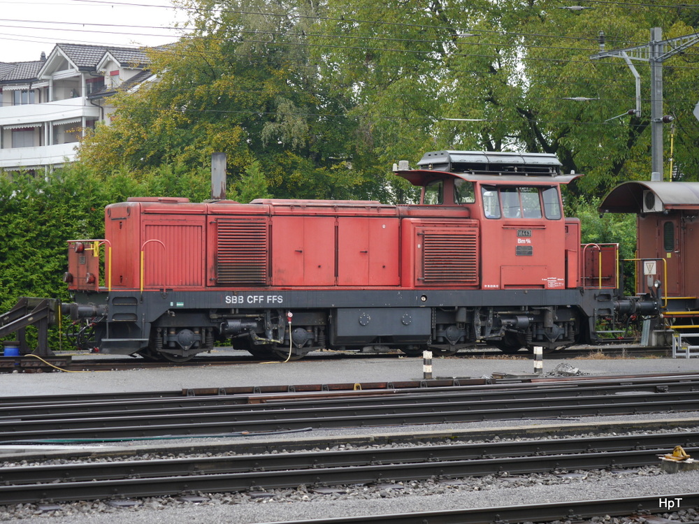 SBB - Rangierlok Bm 4/4  18443 im Bahnhofsareal in Rotkreuz am 25.09.2014