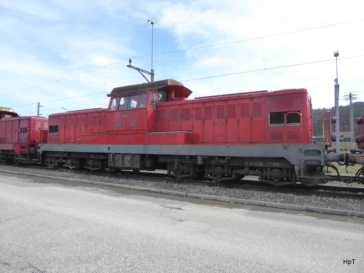 SBB - Rangierlok Bm 6/6 18503 im Güterbahnhof Biel am 11.03.2017