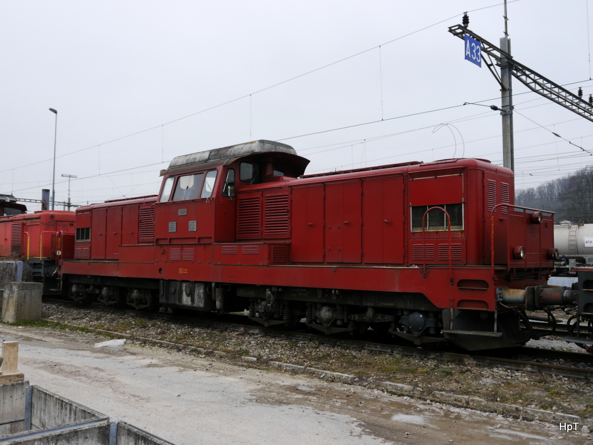 SBB - Rangierlok Bm 6/6  18509 abgestellt im Güterbahnhof in Biel/Bienne am 24.02.2018