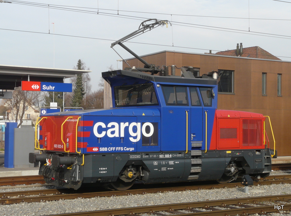 SBB - Rangierlok Eem 923 022-8 im Bahnhof Suhr am 01.02.2014