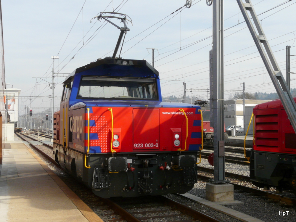 SBB - Rangierlok Eem 923 002-0 im Bahnhof Suhr am 01.02.2014