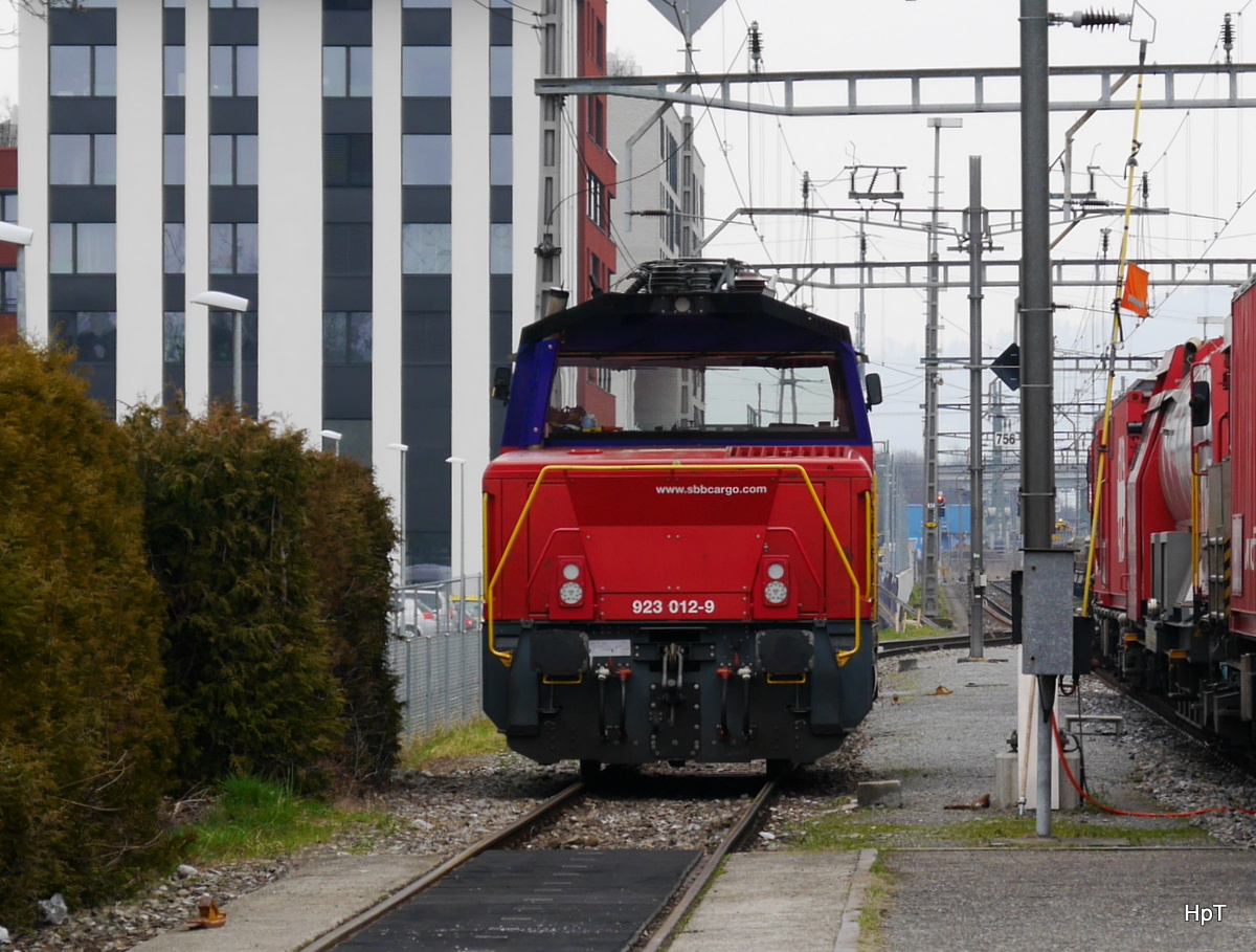 SBB - Rangierlok Eem 923 012-9 in Rotkreuz am 28.02.2016