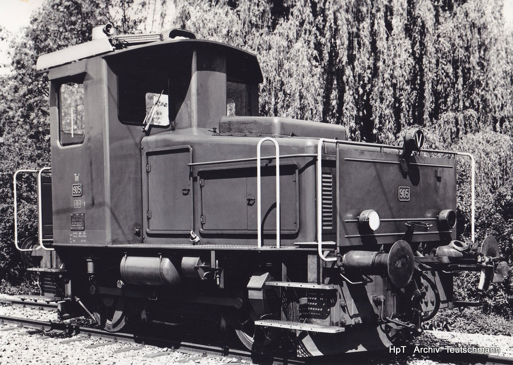 SBB - Rangierlok  Tm 2/2  905 in Biel .. Flohmarktfund daher Datum der Fotogarfie unbekannt .. Archiv Teutschmann