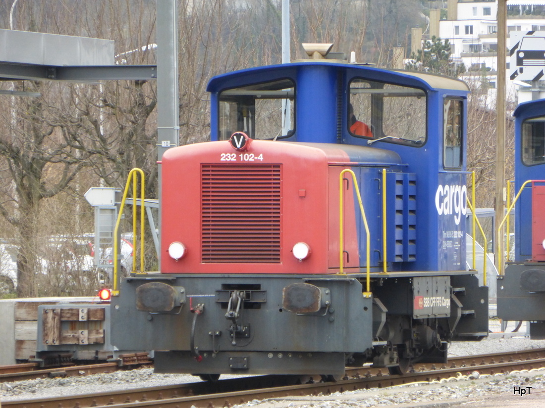 SBB - Rangierlok Tm 2/2  232102-4 in Oensingen am 25.03.2015