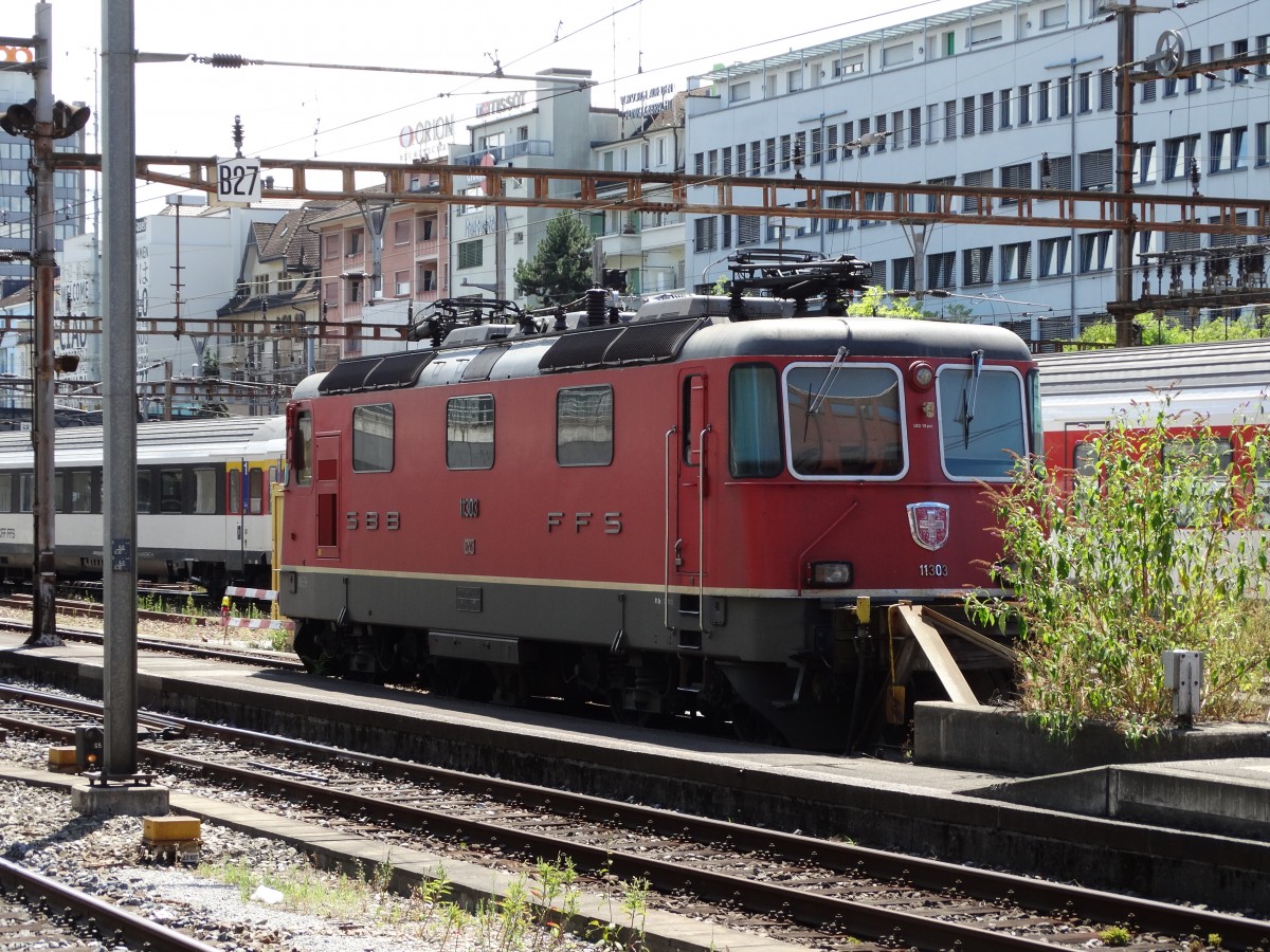 SBB Re 4/4 11303 am 25.07.15 in Basel SBB Bhf