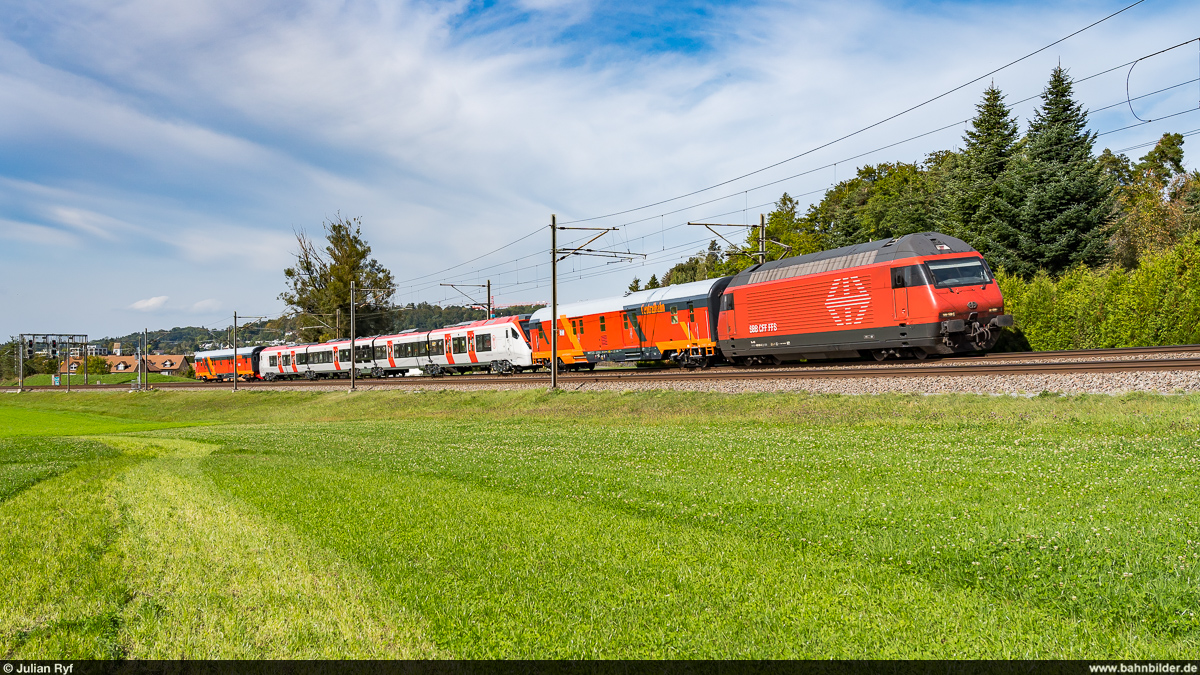 SBB Re 460 081 / Leermaterialzug  Neuchâtel - Erlen / Bassersdorf, 2. Oktober 2021<br>
Überführung des neuen FLIRT DMU 231 002 für Transport for Wales