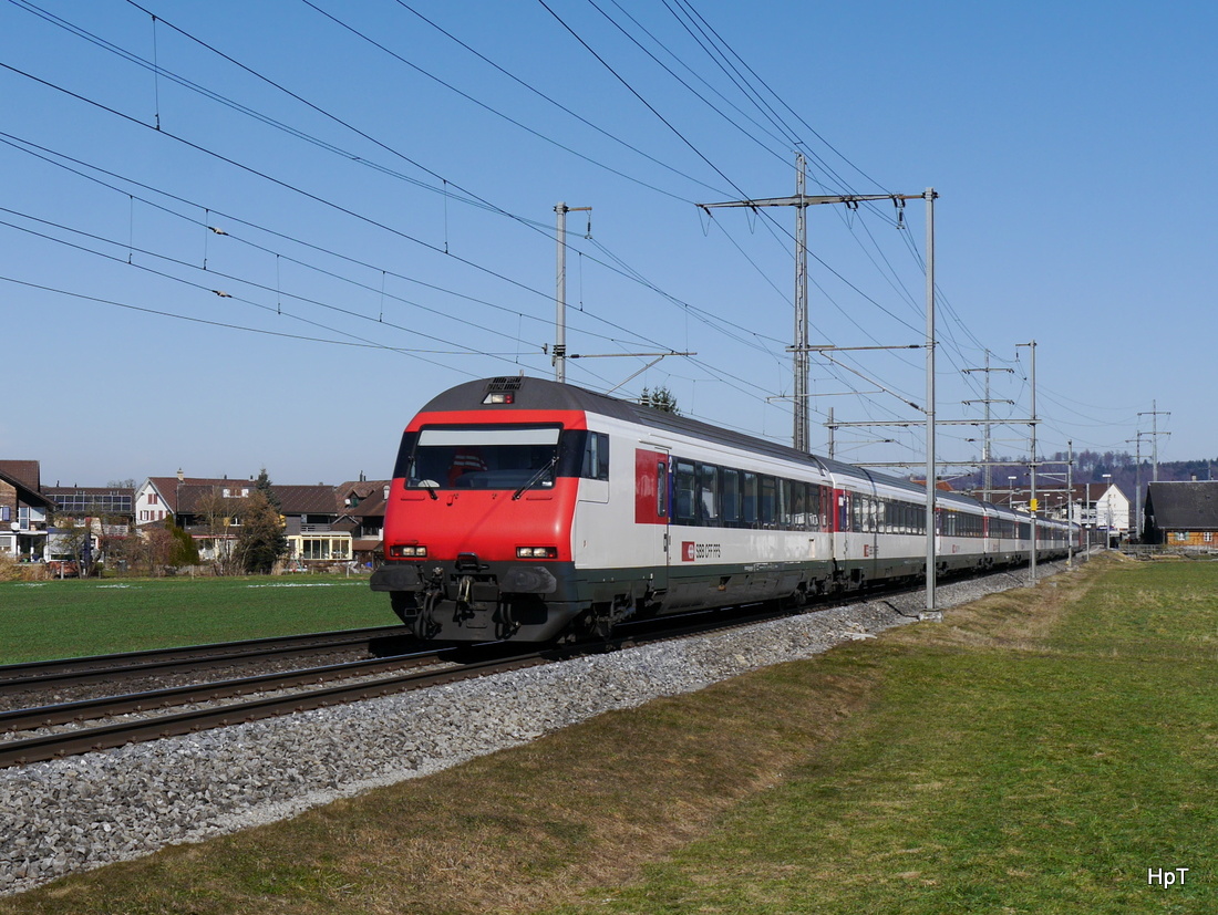 SBB - RE nach Bern unterwegs bei Lyssach am 20.02.2015