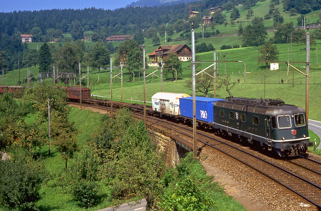 SBB Re6/6 11640, Goldau, 20.08.1987.