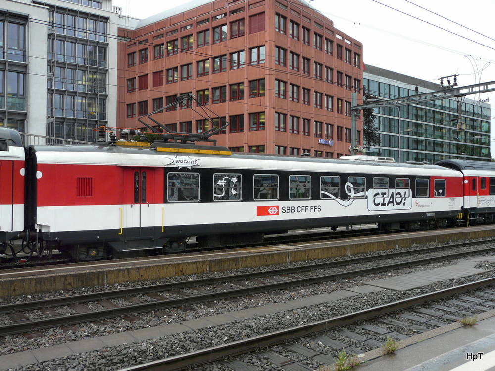 SBB Schulzug - X 60 85 99-33 821-7 in Zrich Altstetten am 16.09.2013