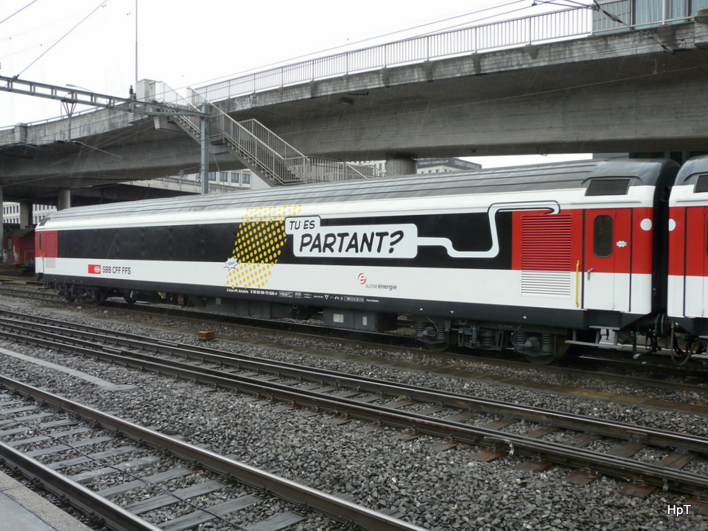 SBB Schulzug - X 60 85 99-70 928-4 in Zrich Altstetten am 16.09.2013