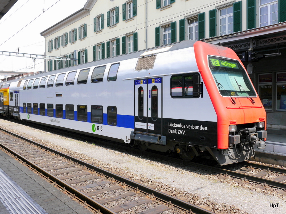 SBB - Steuerwagen Bt 50 85 26-33 949-6 im Bahnhof Olten am 25.04.2014