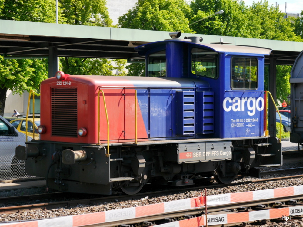 SBB - Tm 2/2  232 124-8 in Gossau am 19.05.2014