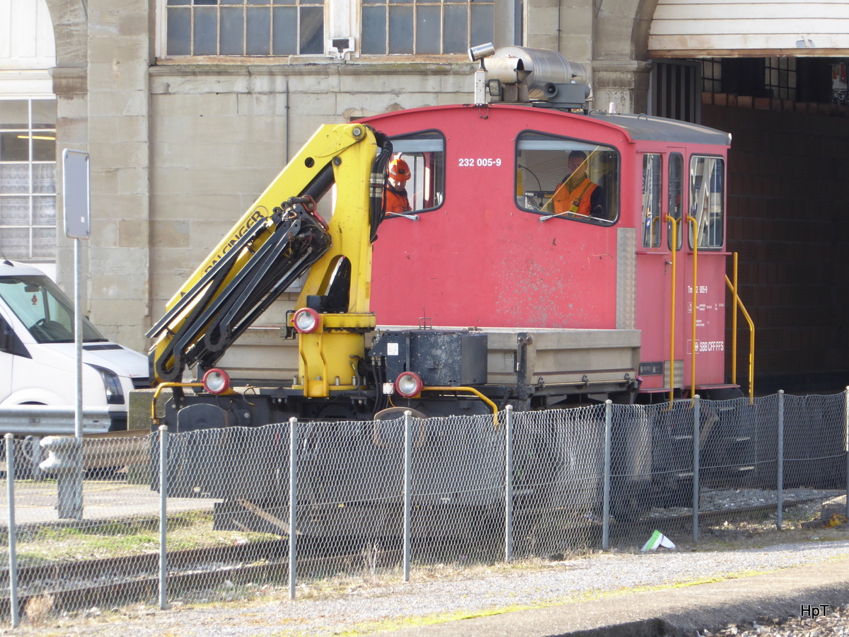 SBB - Tm 232 005-9 in Morges am 16.02.2016