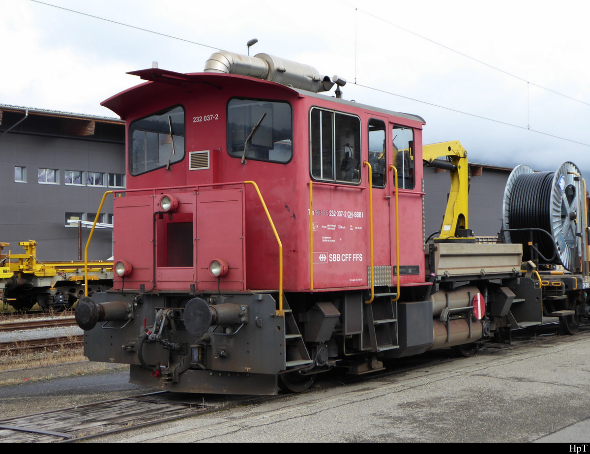 SBB - Tm  232 037-2 im Güterbahnhof von Biel/Bienne am 17.10.2020