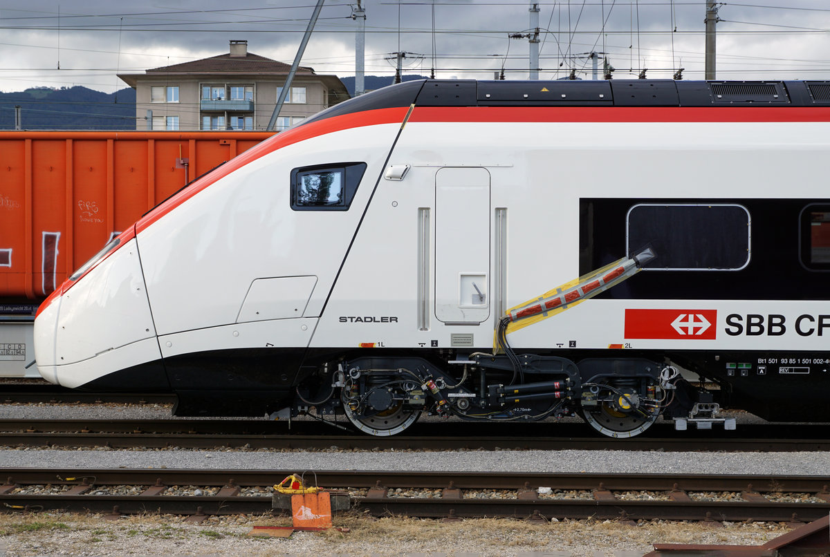 SBB: Triebkopf eines RABe 501  Giruno  in der Abstellanlage des Güterbahnhofes Solothurn am 12. September 2017.
Foto: Walter Ruetsch 