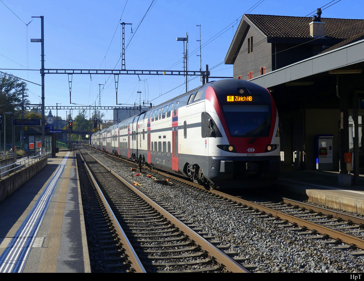 SBB - Triebzug RABe 511 014 bei der durchfahrt im Bhf. Murgenthal am 24.10.2021