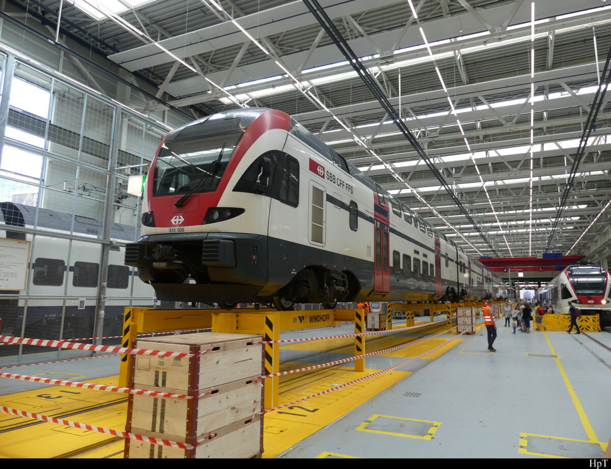 SBB - Triebzug RABe 511 106 in der SBB Werkstätte anlässlich der 175 Jahr Bahnen / SBB Feier am 21.05.2022