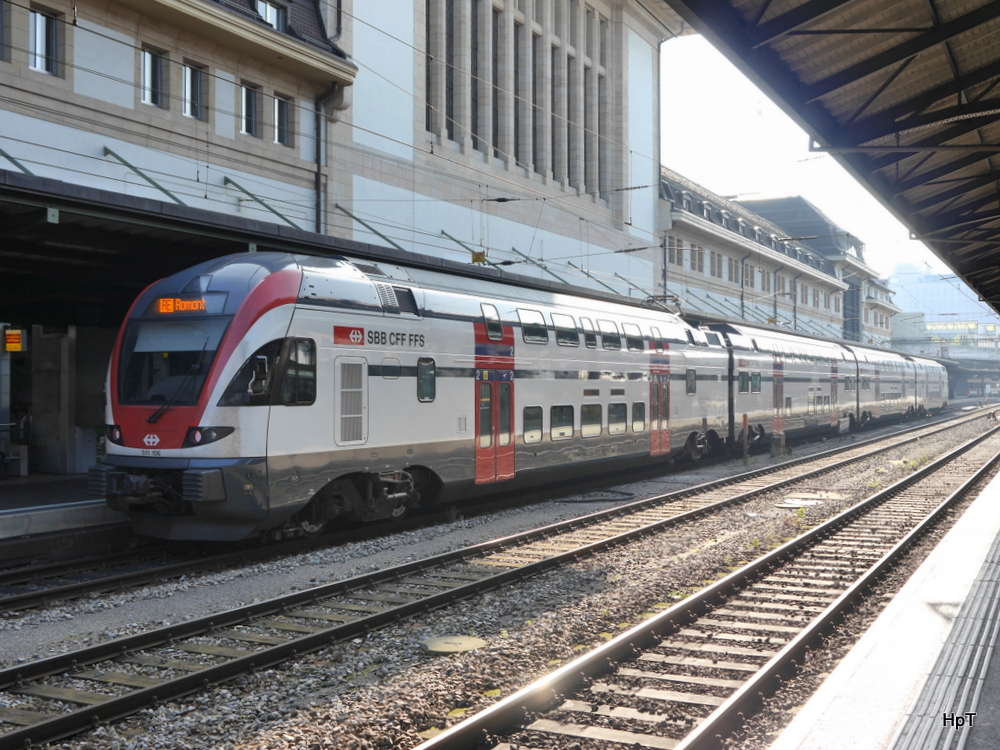 SBB - Triebzug RABe 511 106-2 im Bahnhof Lausanne am 27.07.2014