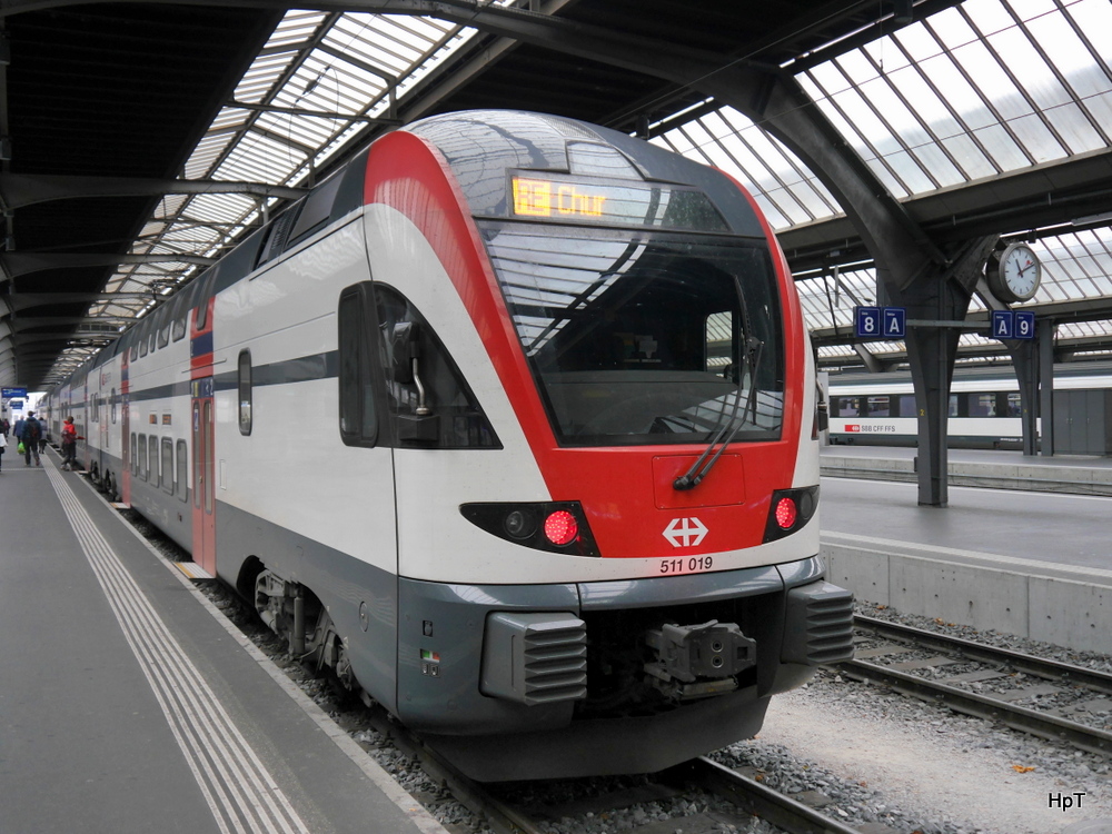 SBB - Triebzug RABe 511 019-7 im HB Zürich am 30.11.2014