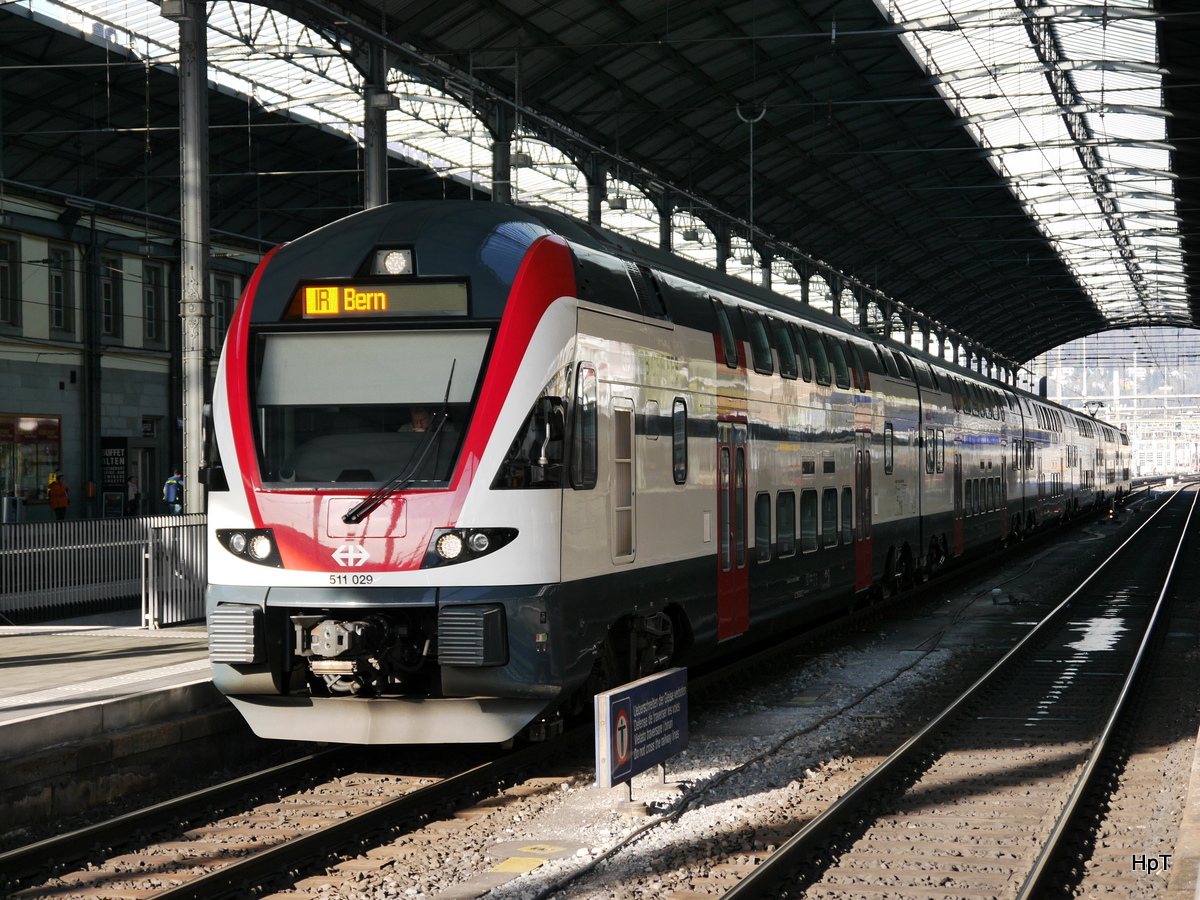 SBB - Triebzug RABe 511 029 im Bahnhof Olten am 23.01.2016