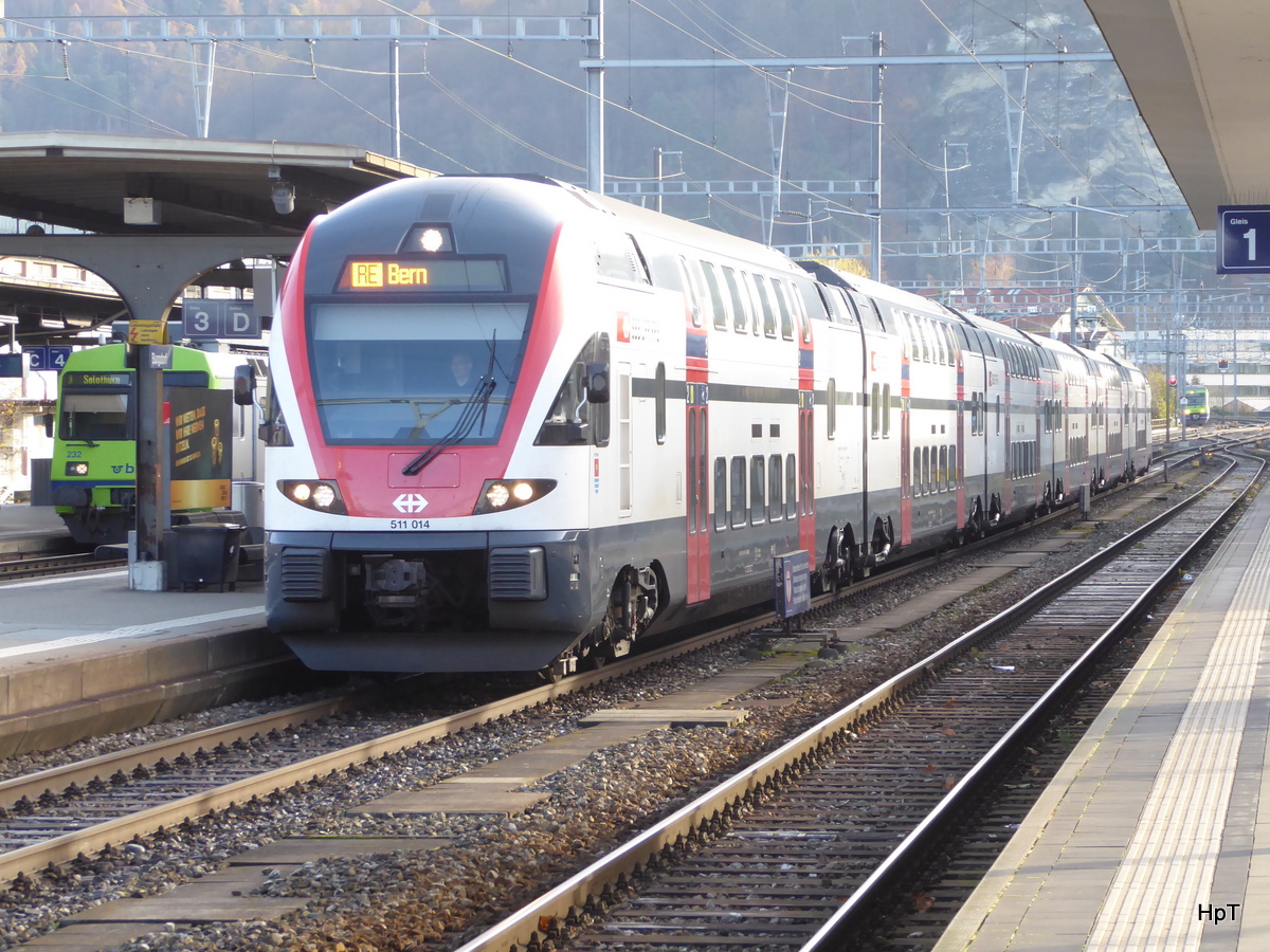 SBB - Triebzug RABe 511 014-8 im Bahnhof Burgdorf am 