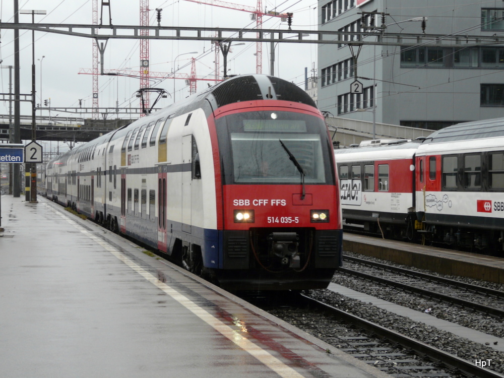 SBB - Triebzug RABe 514 035-5 bei der einfahrt im Bahnhof Zrich Altstetten am 16.09.2013