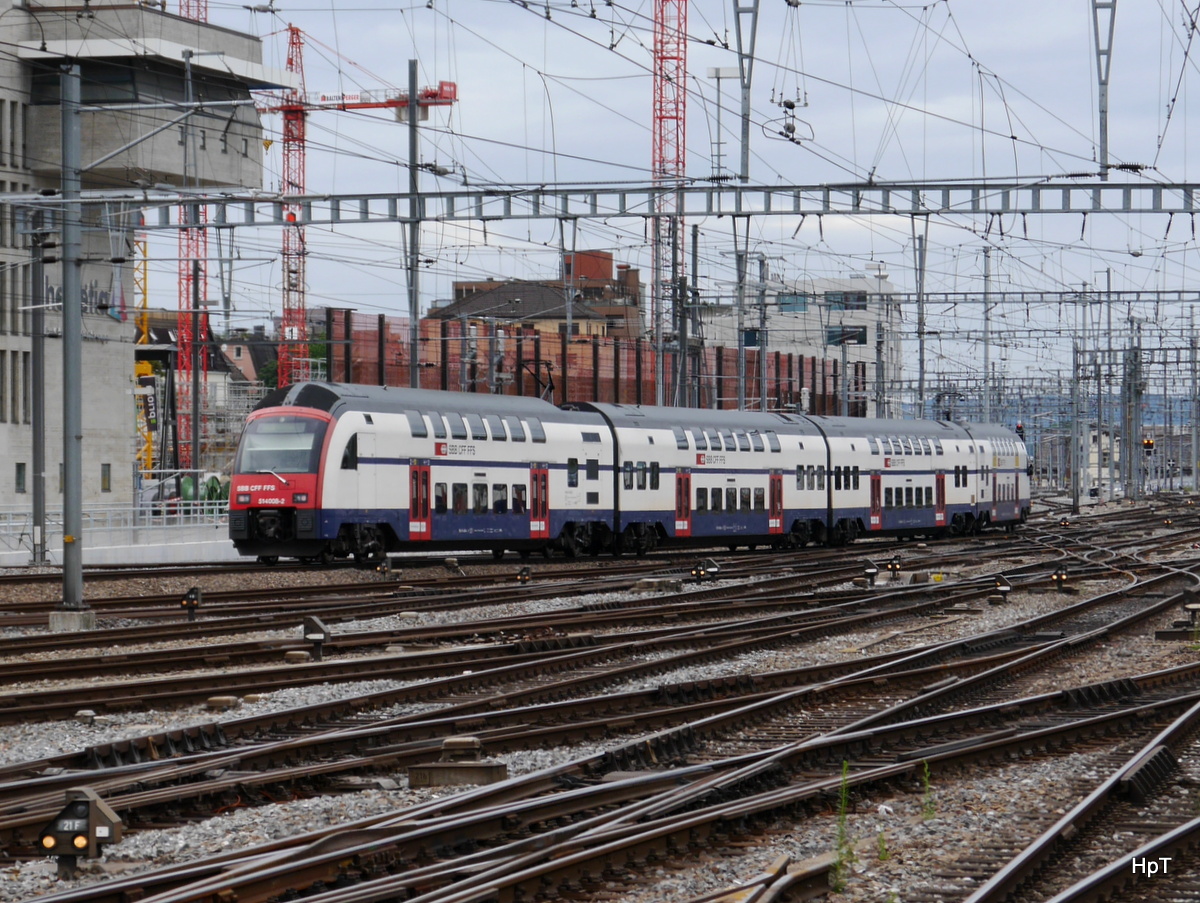 SBB - Triebzug RABe 514 008-2 unterwegs im HB Zürich am 26.07.2015