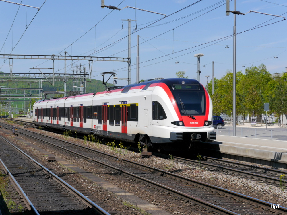 SBB - Triebzug RABe 522 205 unterwegs in Liestal am 20.04.2014