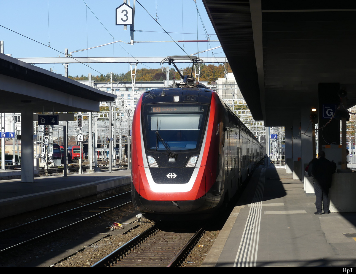 SBB - Twindexx Triebzüge 502 219 + 502 015 bei der einfahrt im Bhf. Winterthur am 23.10.2021