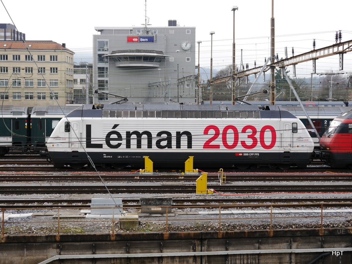 SBB - Werbelok 460 075-5 abgestellt im Bahnhofsareal in Bern am 06.01.2018