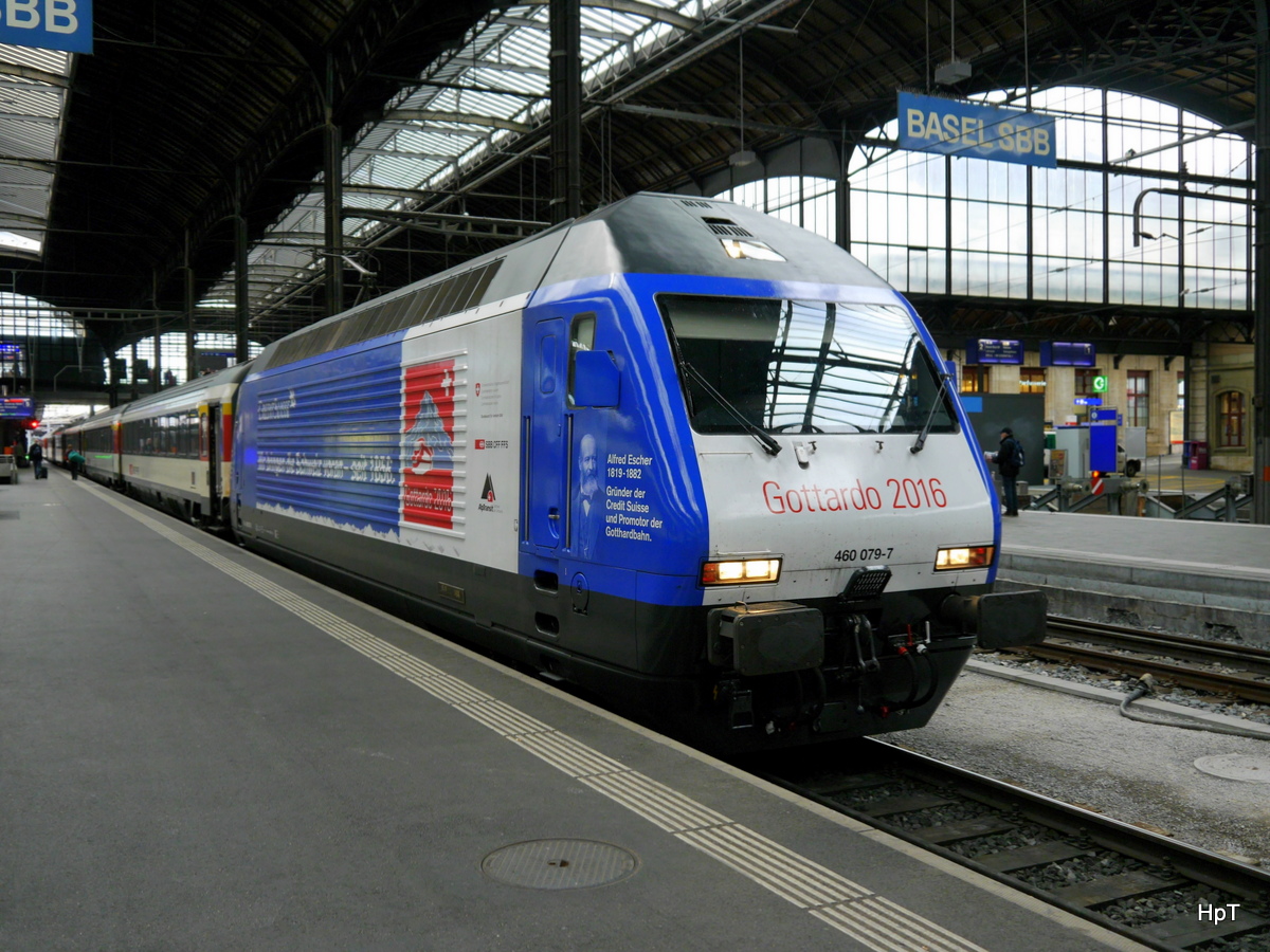 SBB - Werbelok 460 079-7 im Bahnhof Basel SBB als IR Basel - St.Gallen am 15.05.2016