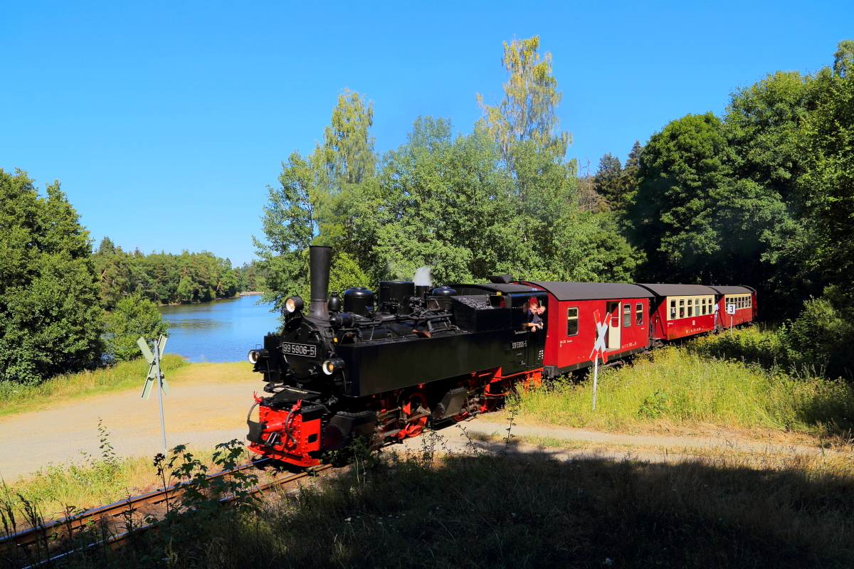 Scheinanfahrt von 99 5906 mit Jubiläumssonderzug am 07.07.2018 bei Güntersberge. (Bild 3)