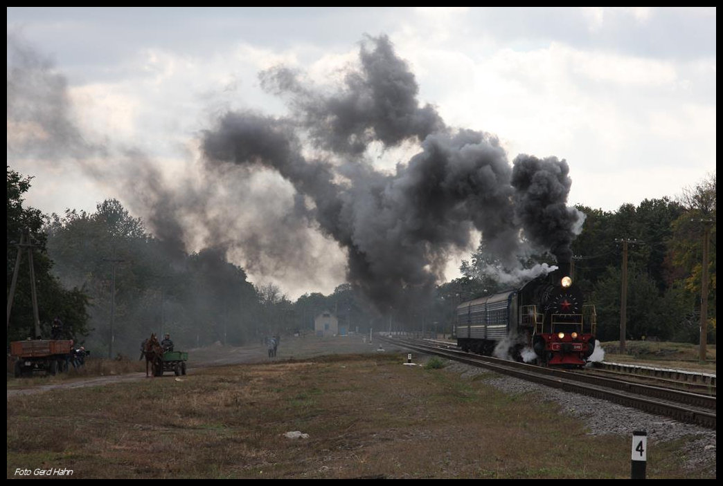 Scheinanfahrt mit SU 51-86 im Bahnhof Hubnyk am 10.10.2016.