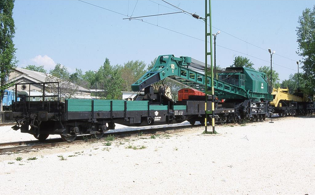 Schienen Dampfkran der MAV für 65 to.
Ausgestellt am 23.5.2002 im Eisenbahn Museum Budapest Ujpest.