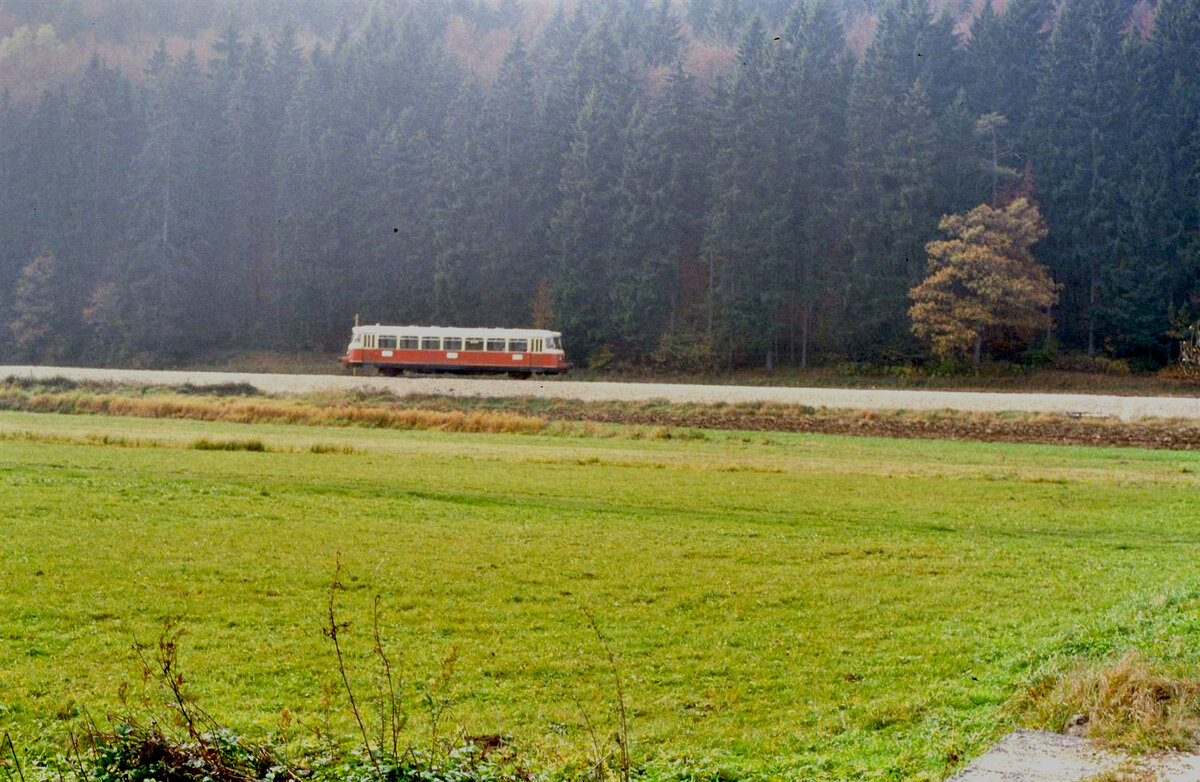 Schienenbus auf der Hohenzollerischen Landesbahn, 29.10.1984