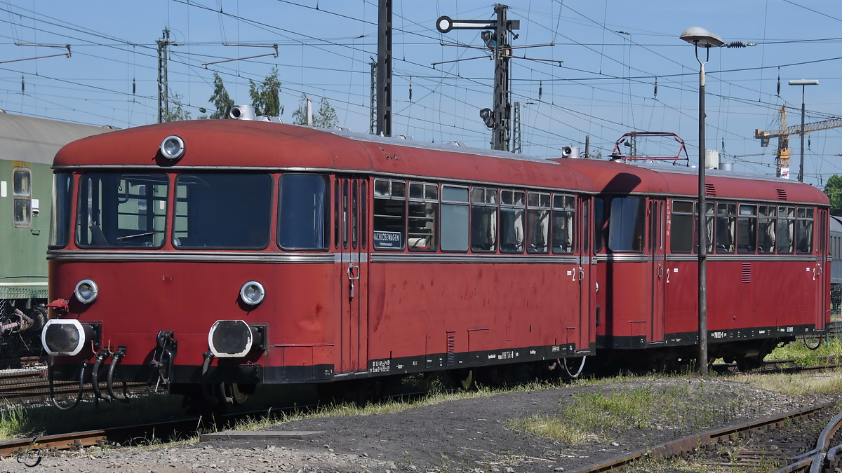 Schienenbus VT 98 9522 mit Beiwagen aus dem Jahr 1955 war Anfang Juni 2019 im Bayerischen Eisenbahnmuseum Nördlingen abgestellt.
