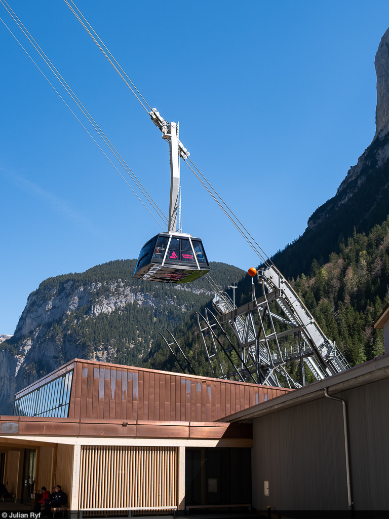 Schilthornbahn erste Sektion / Stechelberg, 18. April 2026<br>
Die steilste Seilbahn der Welt.