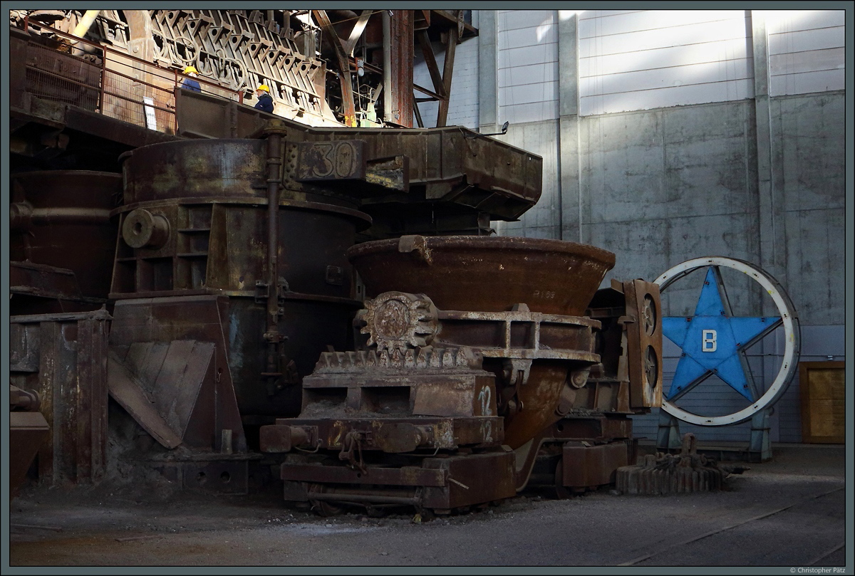 Schlackewagen 12 vor dem Siemens-Martin-Ofen im Industriemuseum Brandenburg. (15.02.2020)