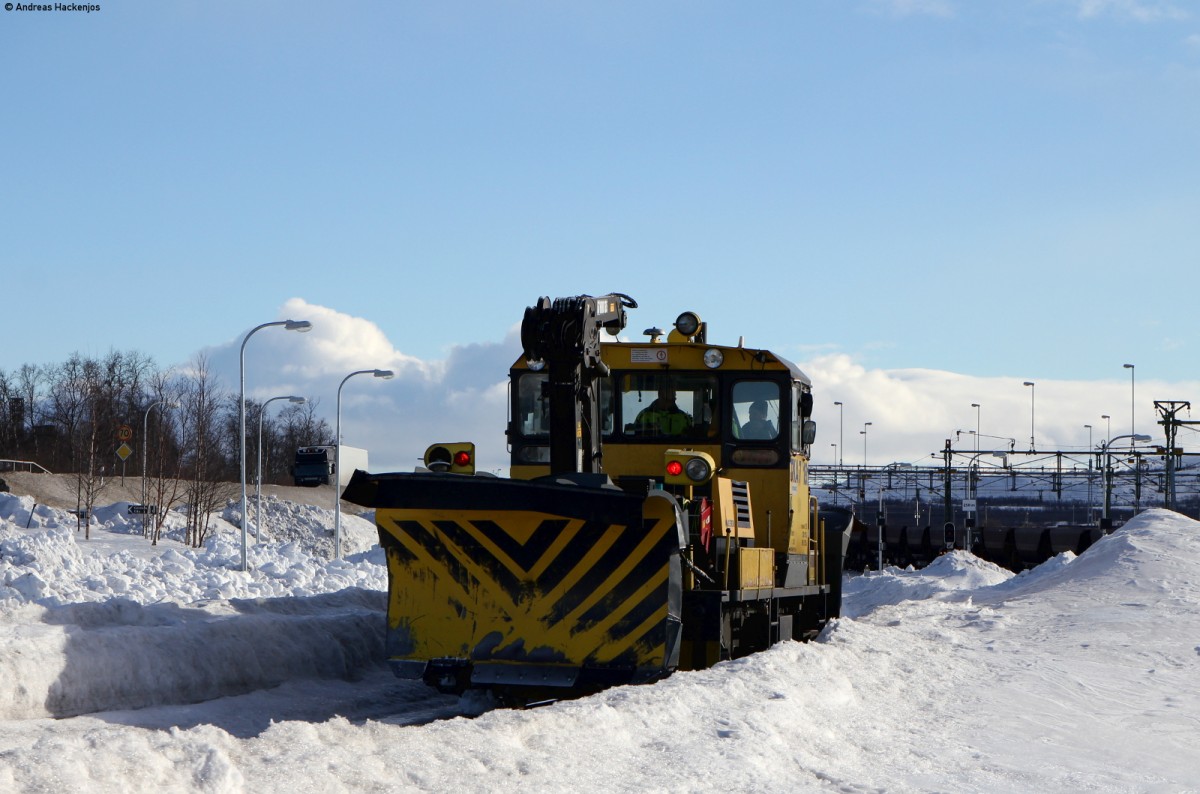 Schneeräumfahrzeug in Kiruna 19.3.15