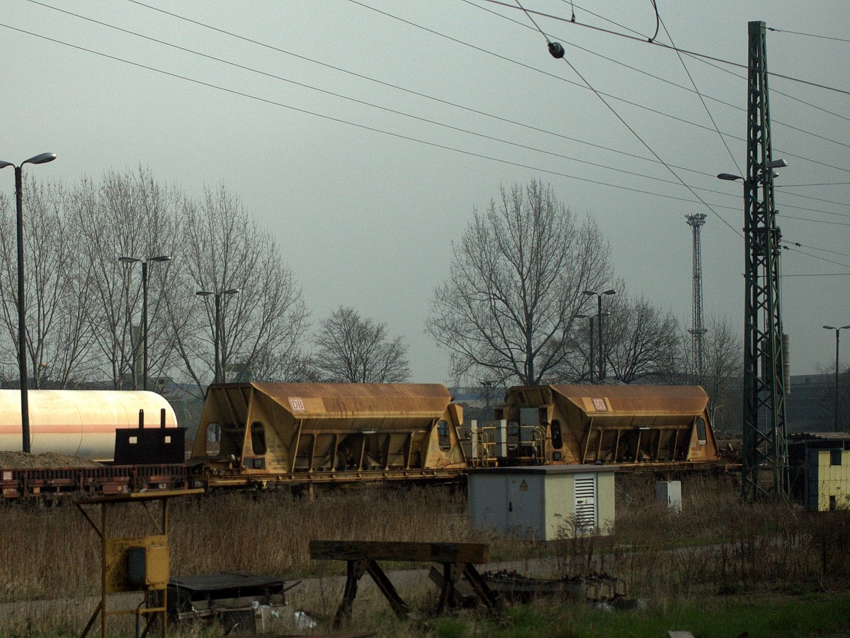 Schönes  Bahnhofsflair findet sich noch in Riesa.....29.03.2014 10:58 Uhr.