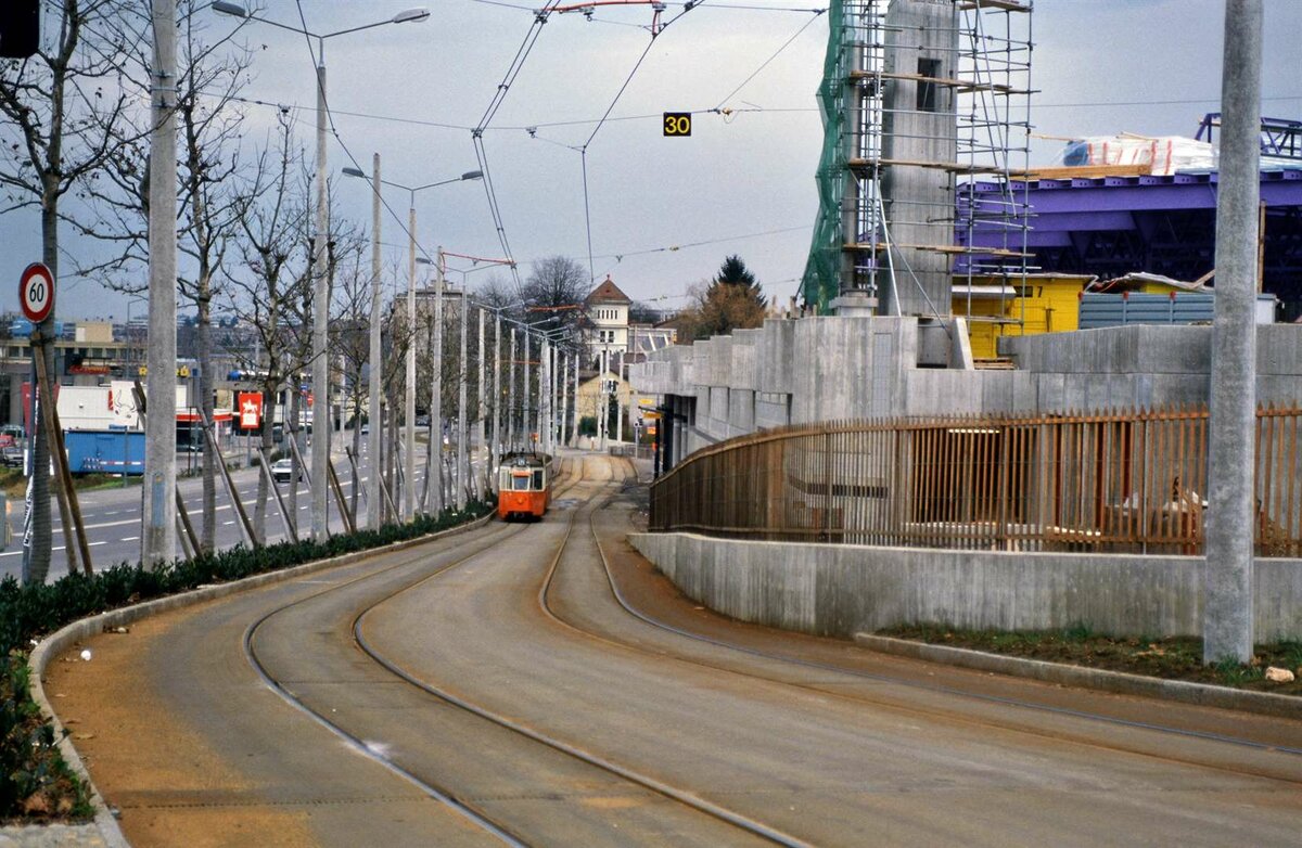 Schweizer Standardwagen auf der Linie 12 der Genfer Straßenbahn, 20.02.1988