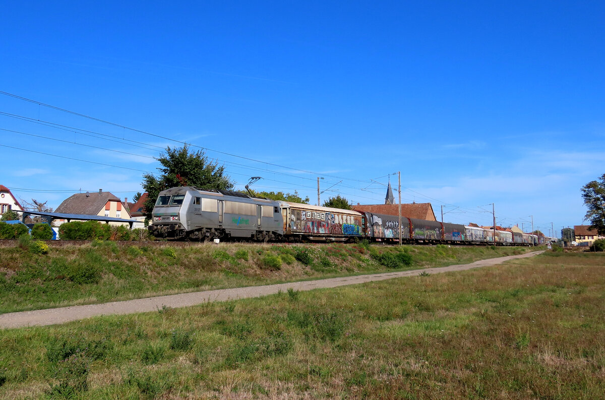 Schwindratzheim - 23. September 2026 : BB 26127 mit dem Bierzug 53030 von Hausbergen nach Bobigny. Dieser Zug wird ende 2026 Gechichte ein.