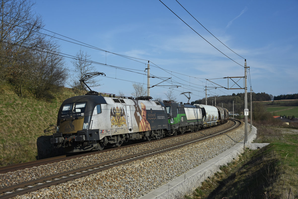 Seine Majestät 182 523 hatte am 30.03.2017 gemeinsam mit der 193 241 die Aufgabe einen ECCO Rail Güterzug Richtung Westen zu bringen. Hier der Zug zwischen Stadt Haag und St.Valentin.